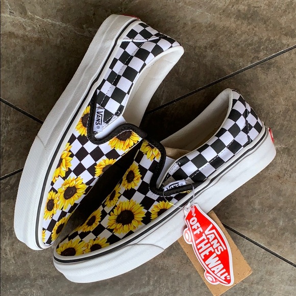 VANS CLASSIC SLIP ON CUSTOM SUNFLOWER/CHECKERBOARD - Picture 13 of 16